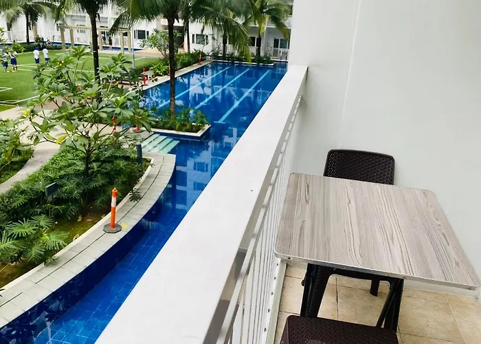 Shore D8 Near Airport & Shortwalk To Mall Of Apartment *